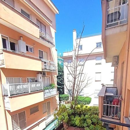 Casa Vacanze Cimone 70 ローマ エクステリア 写真