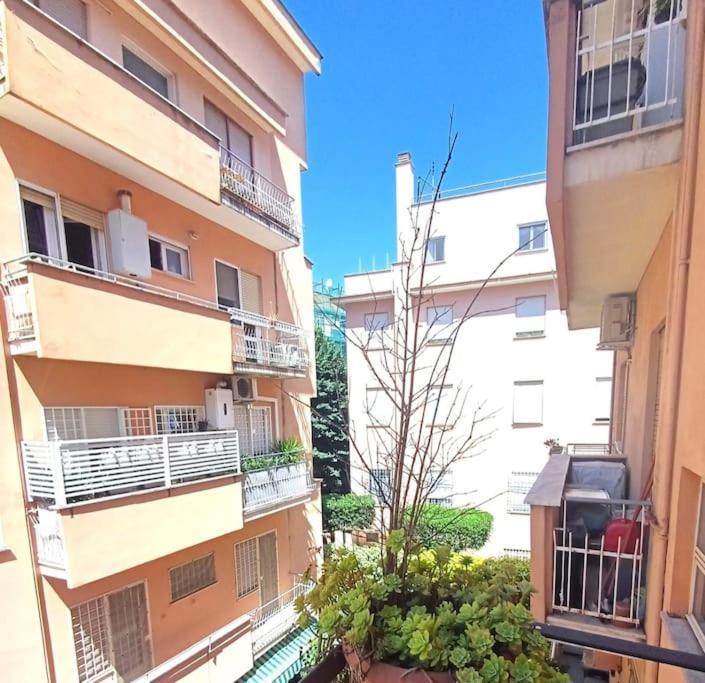 Casa Vacanze Cimone 70 ローマ エクステリア 写真