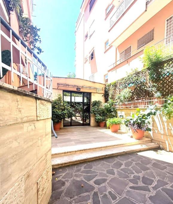 Casa Vacanze Cimone 70 ローマ エクステリア 写真